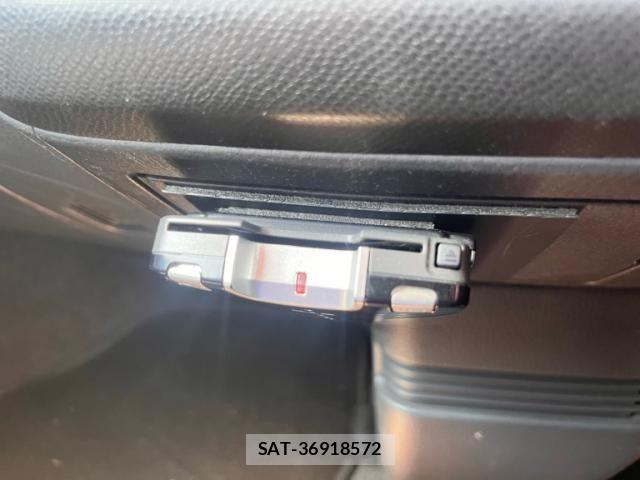 Suzuki WAGON R 2011-06 7061429-19