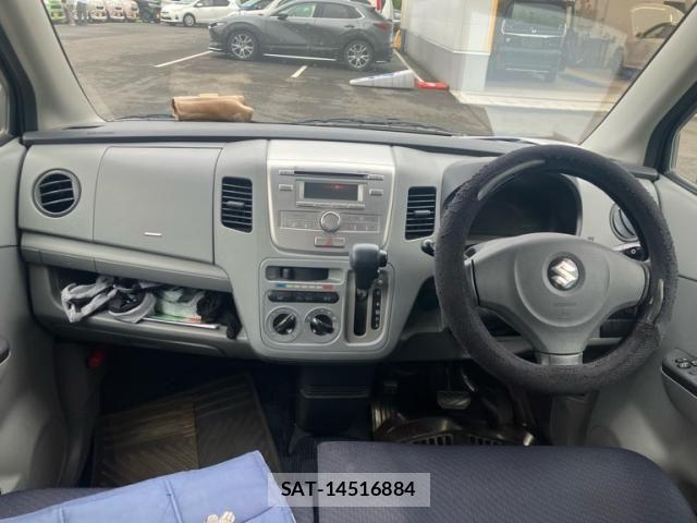 Suzuki WAGON R 2012-02 7061431-13