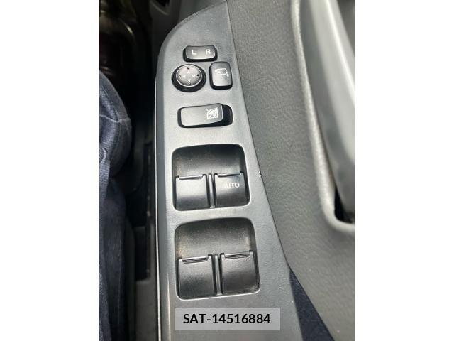 Suzuki WAGON R 2012-02 7061431-17