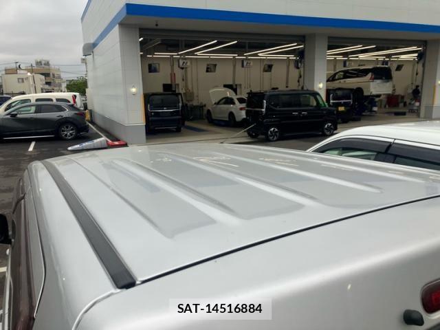 Suzuki WAGON R 2012-02 7061431-6