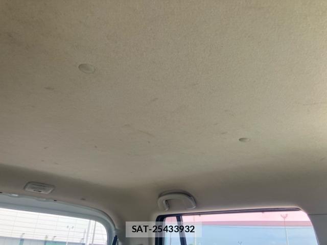 Suzuki WAGON R 2011-06 7061436-27