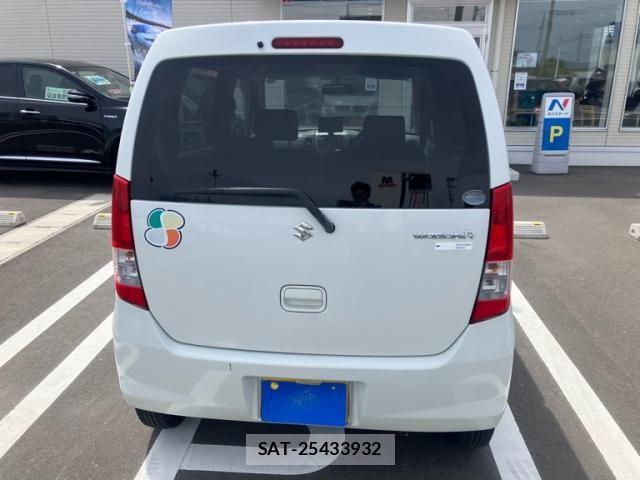 Suzuki WAGON R 2011-06 7061436-7