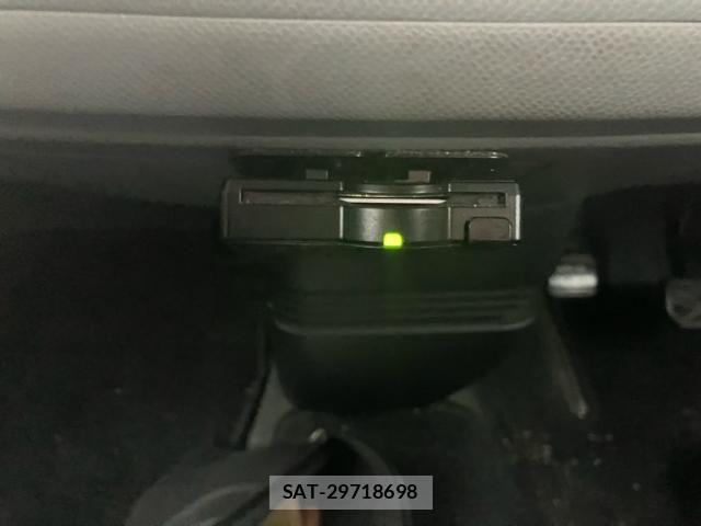 Suzuki WAGON R 2011-09 7061440-16