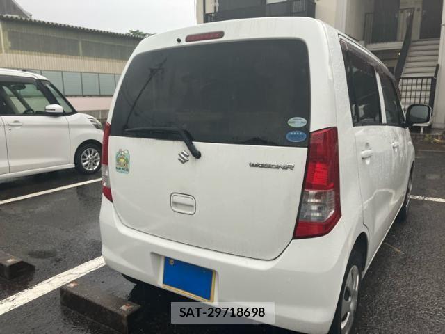 Suzuki WAGON R 2011-09 7061440-3