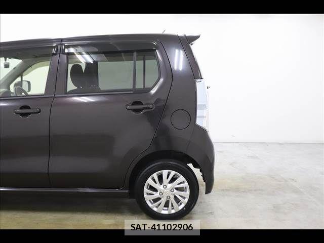 Suzuki WAGON R 2015-08 7061427-15