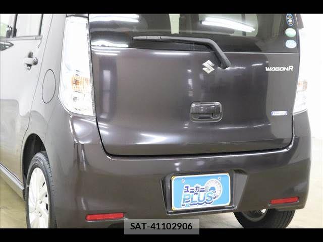 Suzuki WAGON R 2015-08 7061427-16
