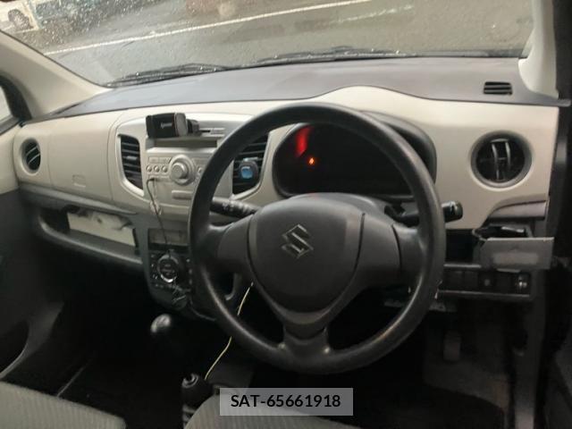 Suzuki WAGON R 2015-09 7227262-11