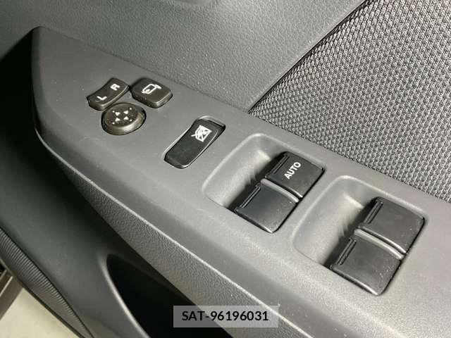 Suzuki WAGON R 2013-07 7227248-13