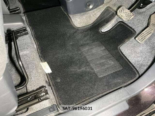 Suzuki WAGON R 2013-07 7227248-18