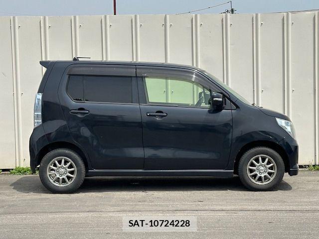 Suzuki WAGON R 2014-09 7227253-4
