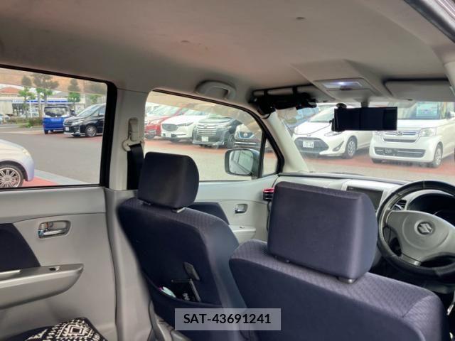 Suzuki WAGON R 2011-09 7227230-16