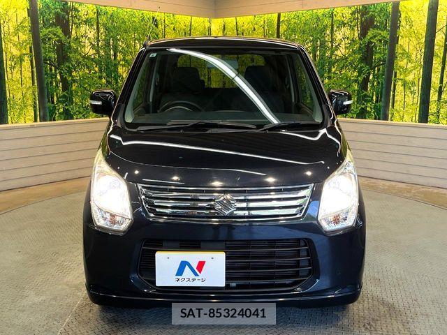 Suzuki WAGON R 2013-08 7215882-12