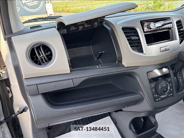 Suzuki WAGON R 2013-06 7227245-19