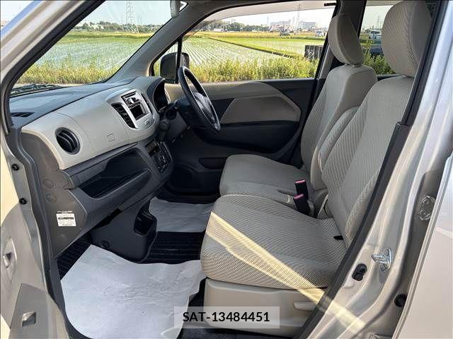 Suzuki WAGON R 2013-06 7227245-20
