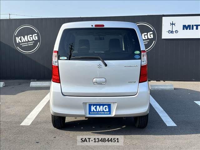 Suzuki WAGON R 2013-06 7227245-4
