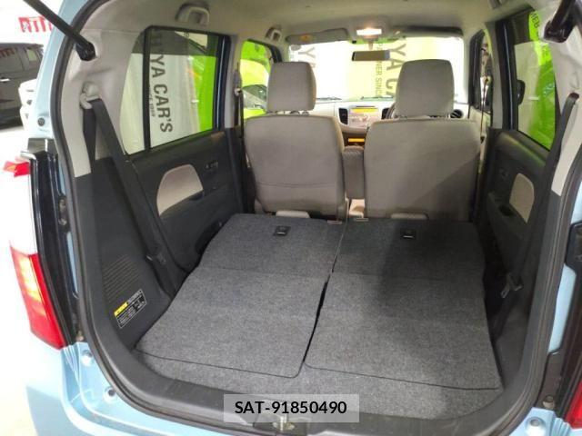 Suzuki WAGON R 2013-08 7215884-26