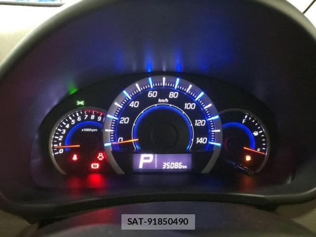 Suzuki WAGON R 2013-08 7215884-28