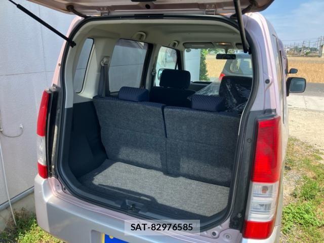Suzuki WAGON R 2004-08 7227204-9