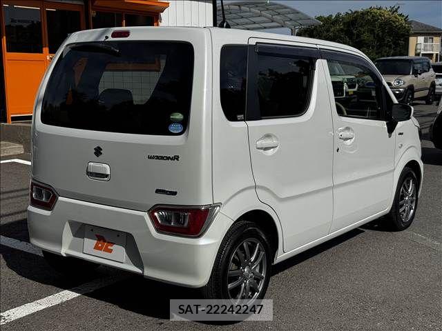 Suzuki WAGON R 2019-06 7252873-23