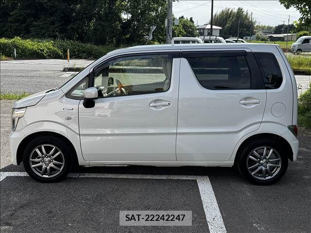Suzuki WAGON R 2019-06 7252873-5