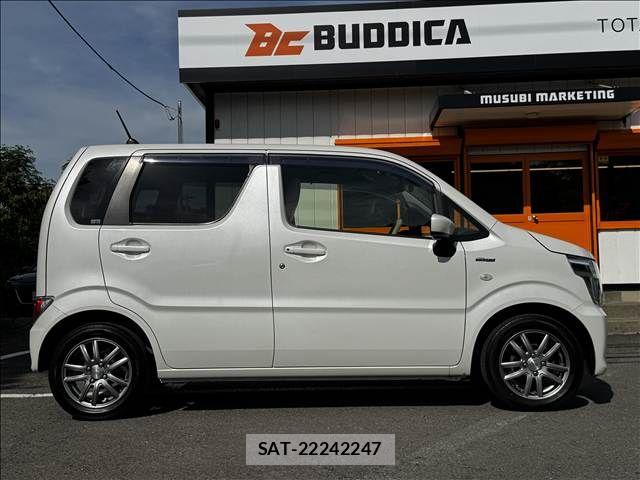Suzuki WAGON R 2019-06 7252873-6