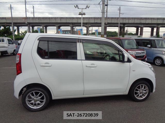 Suzuki WAGON R 2013-10 7331287-3