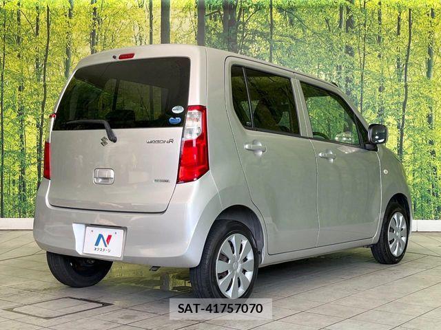 Suzuki WAGON R 2015-08 7331273-15