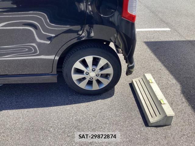 Suzuki WAGON R 2011-06 7331285-5