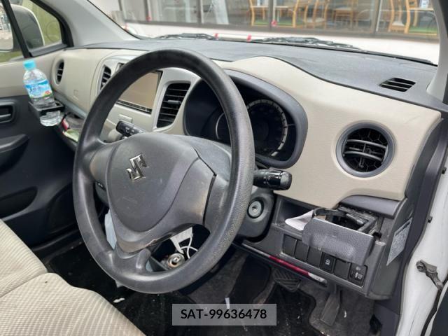 Suzuki WAGON R 2013-05 7331288-11