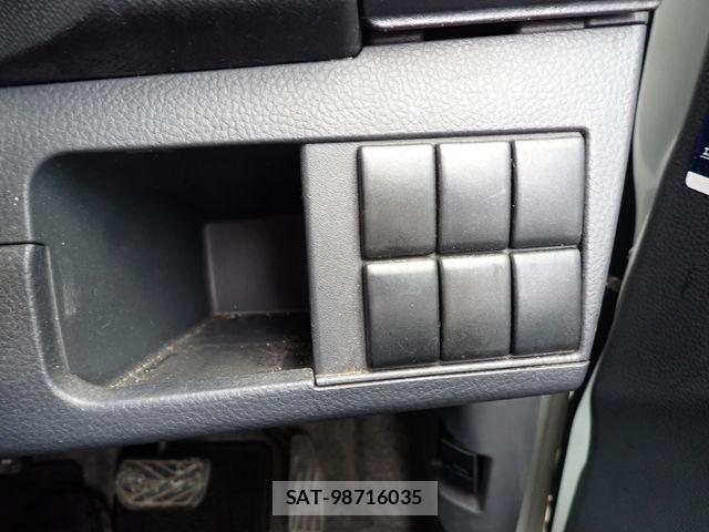 Suzuki WAGON R 2011-07 7360509-10