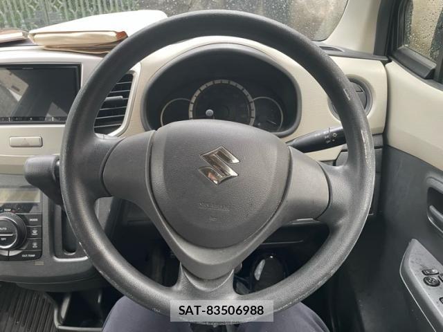 Suzuki WAGON R 2015-08 7360528-21
