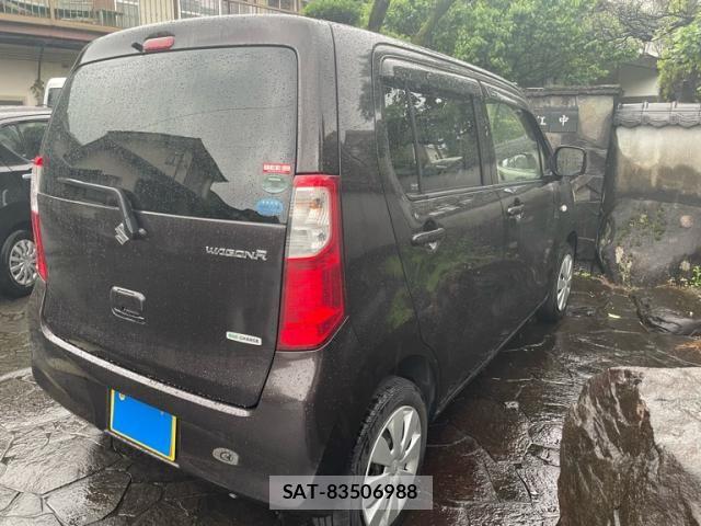 Suzuki WAGON R 2015-08 7360528-3