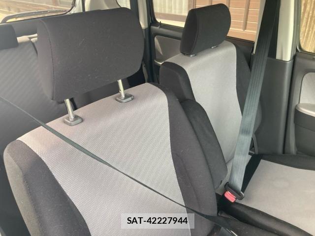 Suzuki WAGON R 2007-02 7360533-7