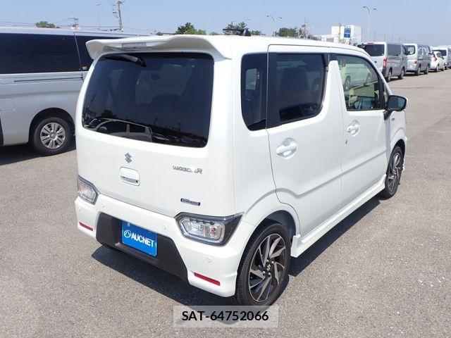 Suzuki WAGON R 2026-06 7394878-9