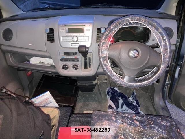 Suzuki WAGON R 2009-06 7394911-13