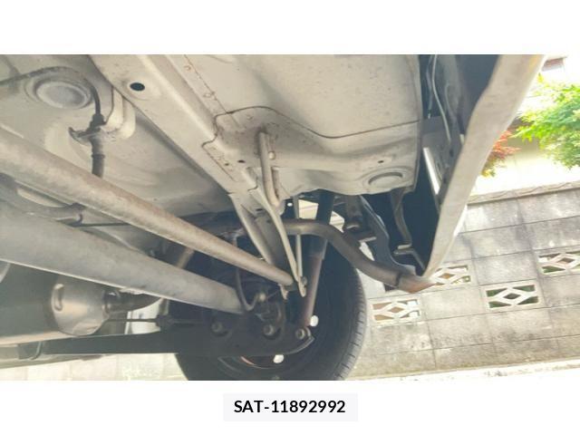 Suzuki WAGON R 2005-10 7394908-24