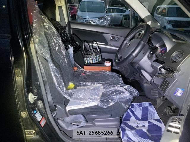 Suzuki WAGON R 2011-06 7458905-4