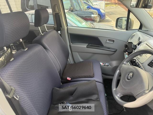 Suzuki WAGON R 2010-10 7458910-12