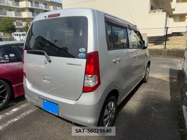 Suzuki WAGON R 2010-10 7458910-3