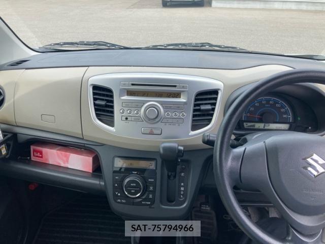 Suzuki WAGON R 2013-12 7458908-14