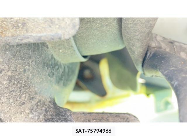 Suzuki WAGON R 2013-12 7458908-24
