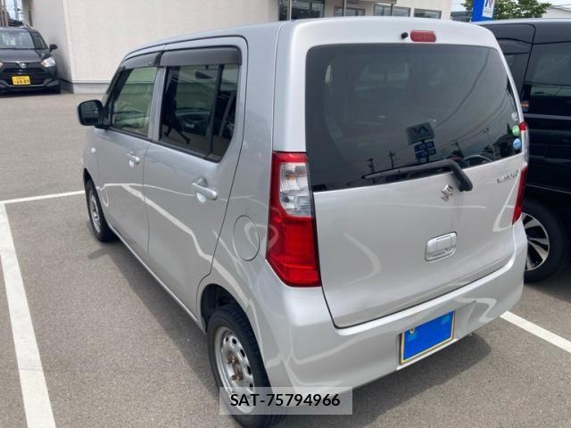 Suzuki WAGON R 2013-12 7458908-3