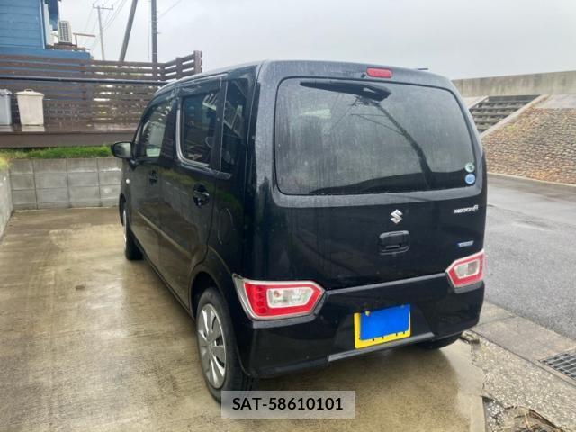 Suzuki WAGON R 2017-04 7503837-9