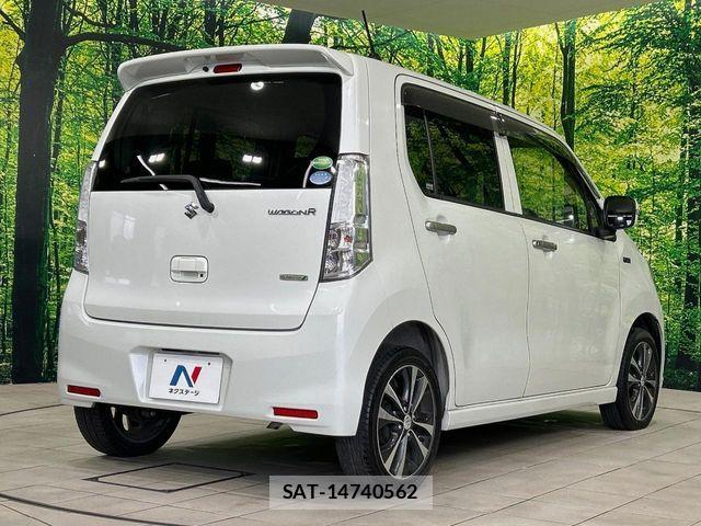 Suzuki WAGON R 2013-12 7563098-16