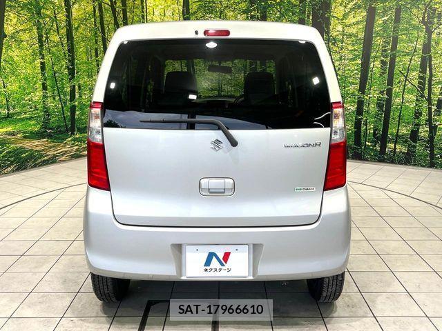 Suzuki WAGON R 2015-01 7621406-15