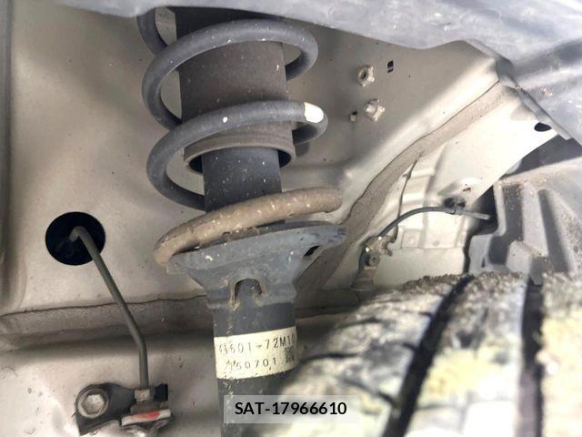 Suzuki WAGON R 2015-01 7621406-19