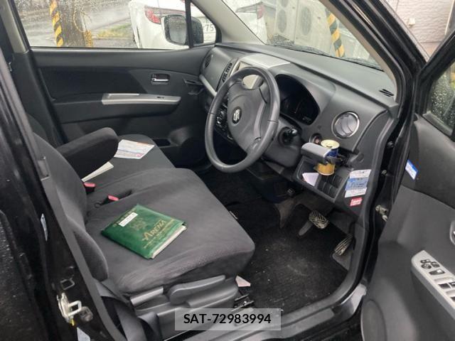 Suzuki WAGON R 2011-06 7621427-11