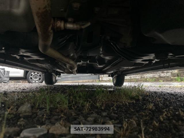 Suzuki WAGON R 2011-06 7621427-8