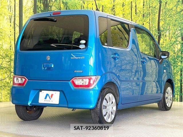 Suzuki WAGON R 2018-03 7621398-16