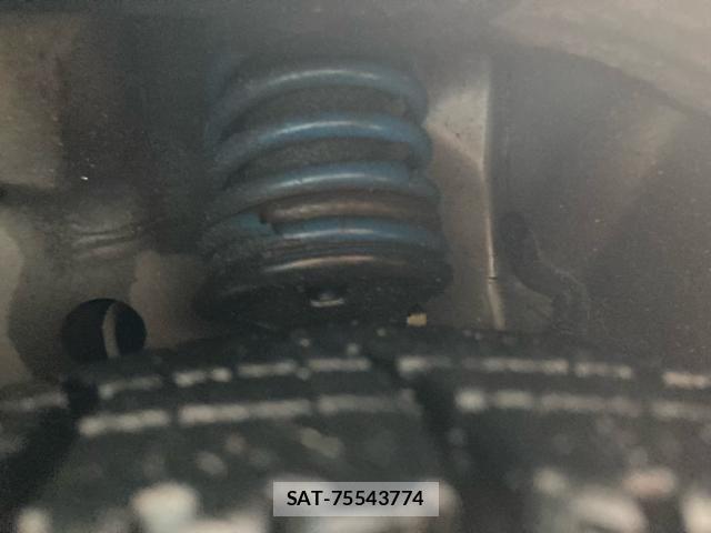 Suzuki WAGON R 2005-10 7621421-13